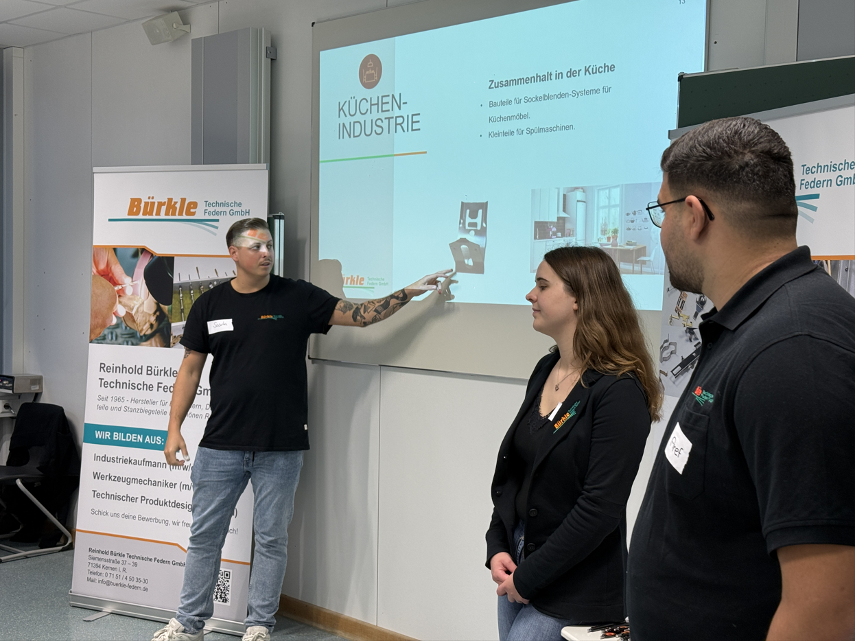 Starte deine Ausbildung bei Bürkle Federn